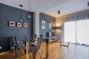 Bright and modern Duplex with terrace in Eixample district P2
